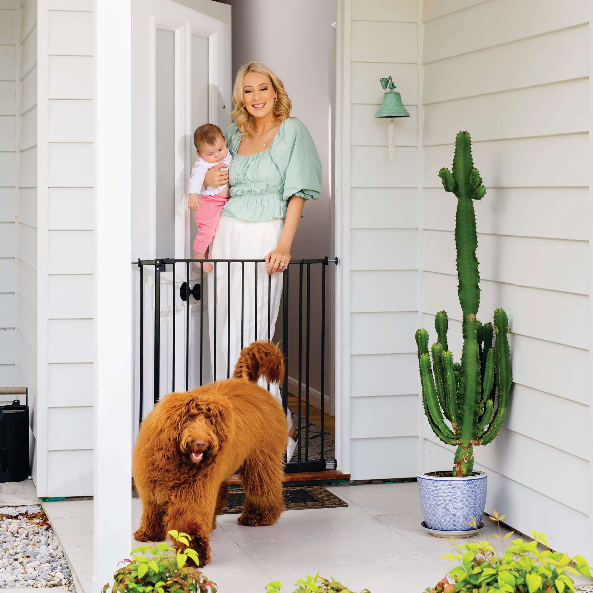 Easy Fit Baby Gate | Extra Tall | 0.82m W x 0.91m H - Image 4